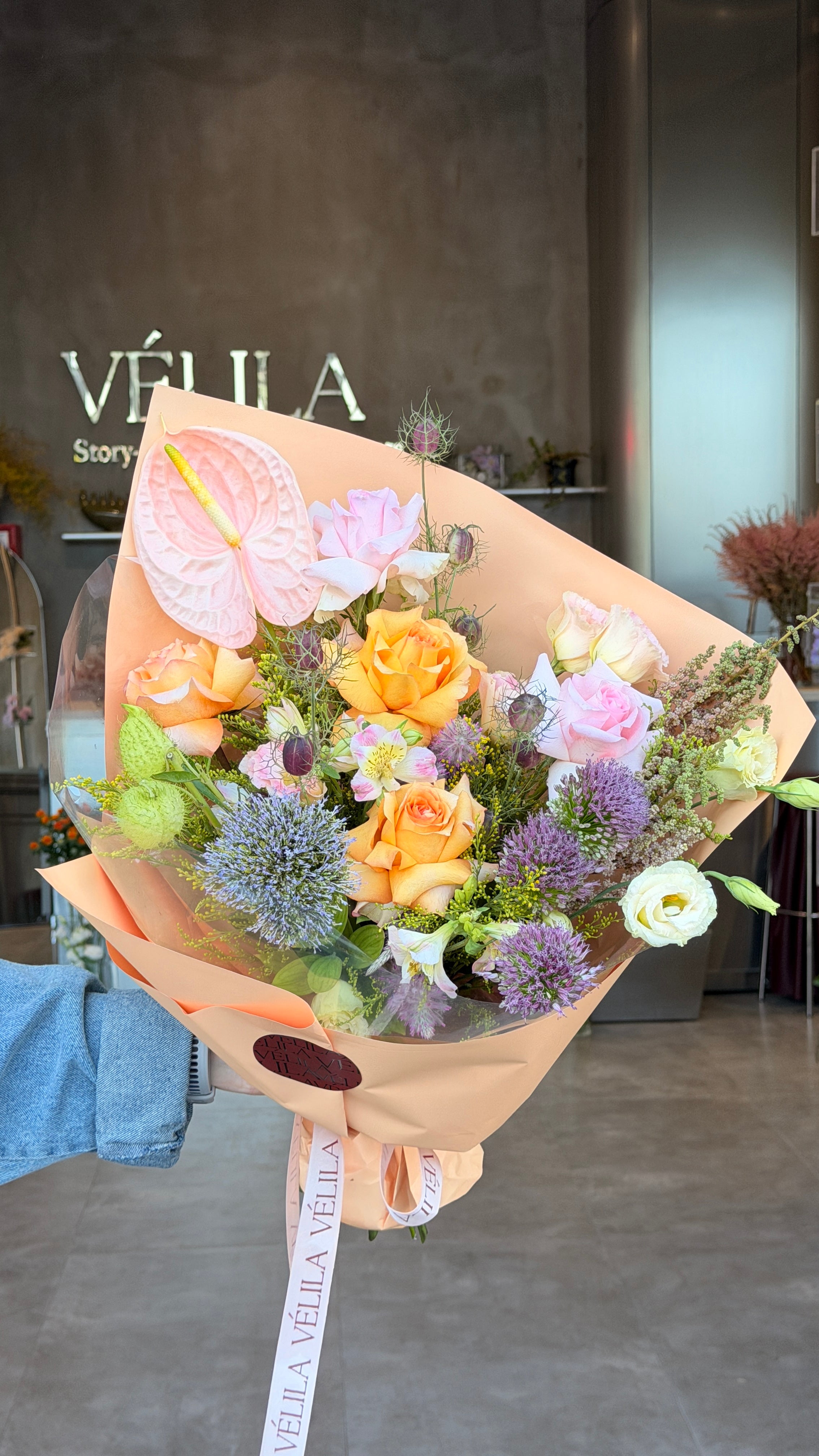 Velila-Şeftali Işıltısı Premium Buket
