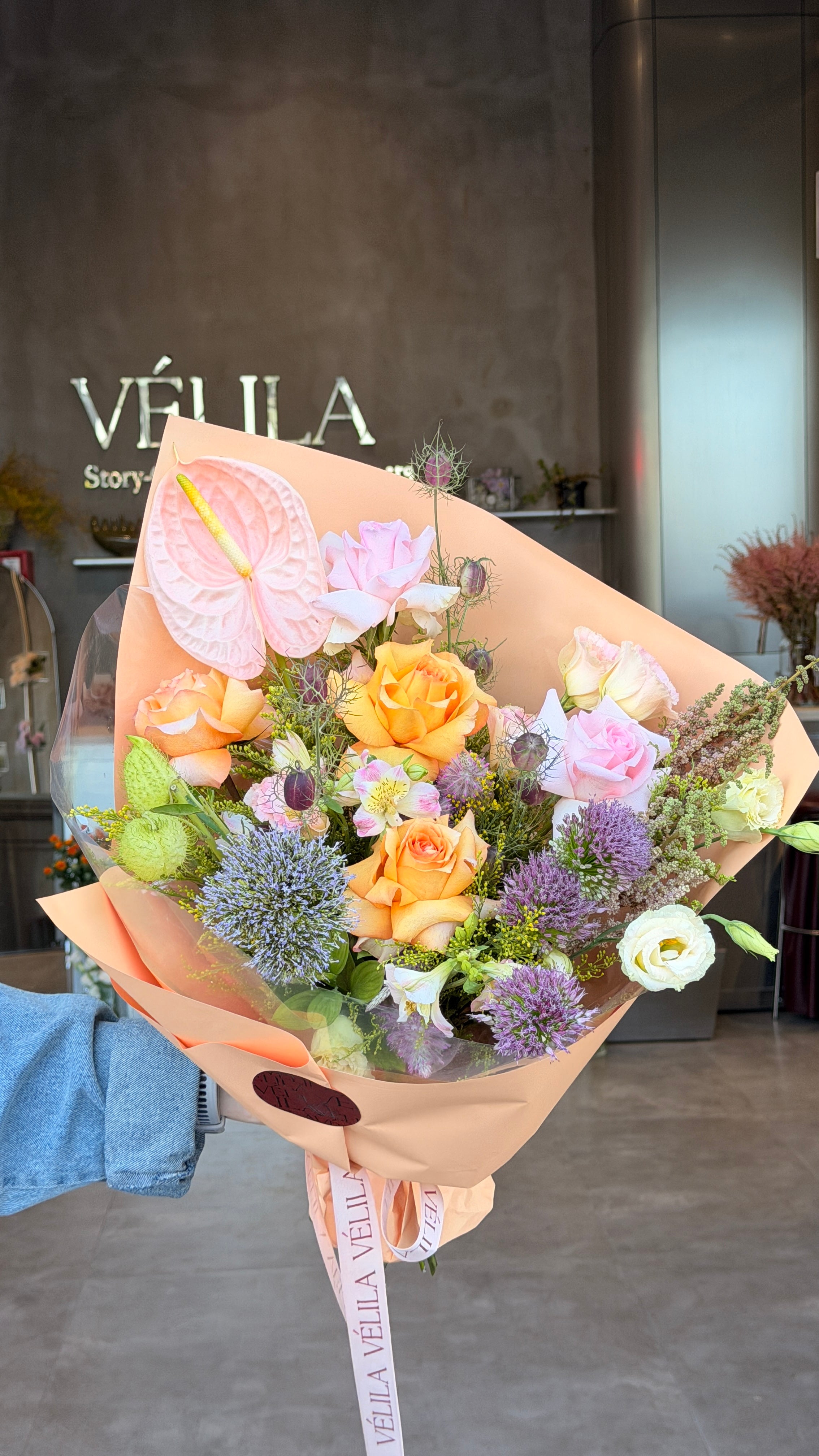 Velila-Şeftali Işıltısı Premium Buket