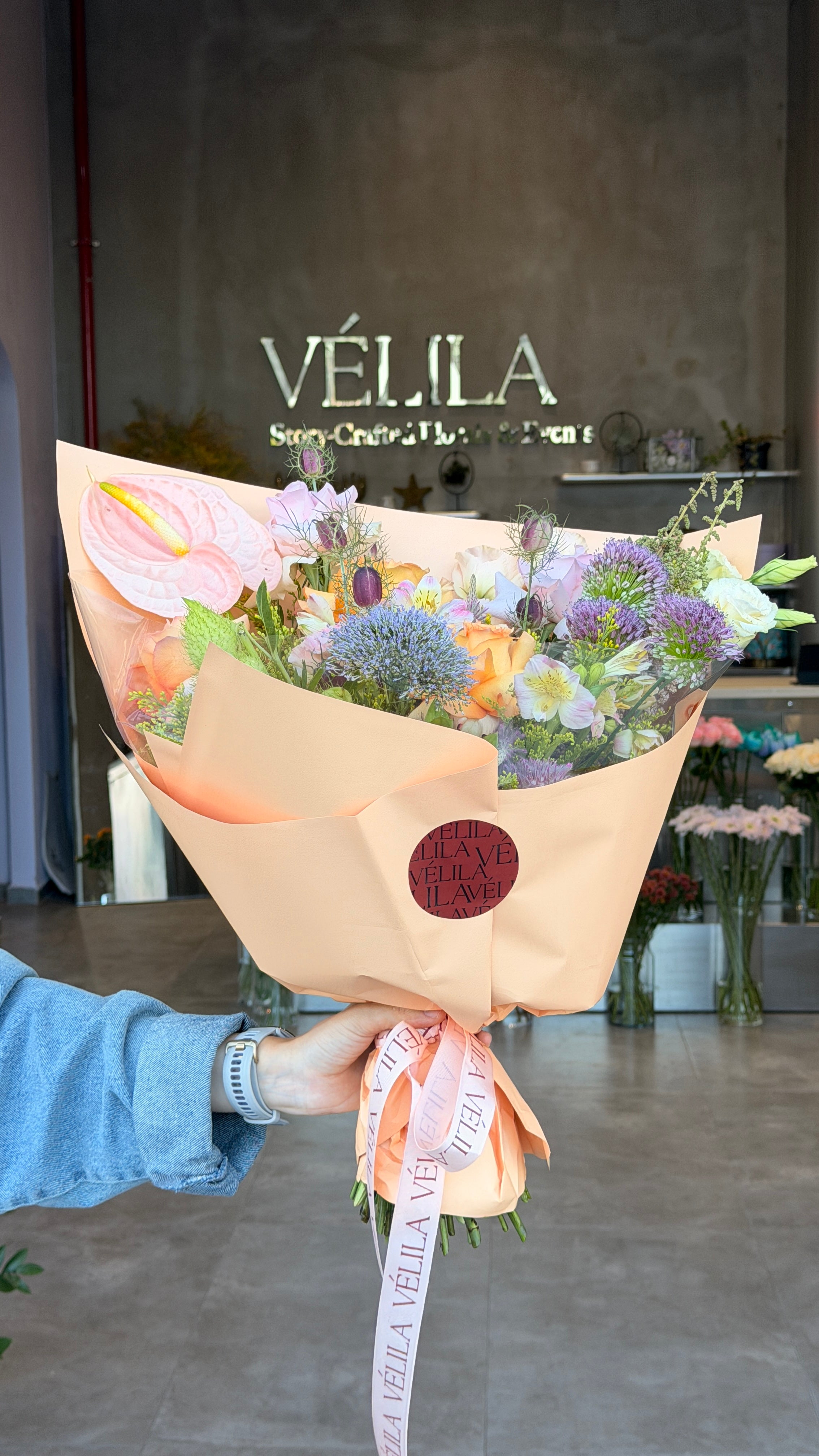 Velila-Şeftali Işıltısı Premium Buket