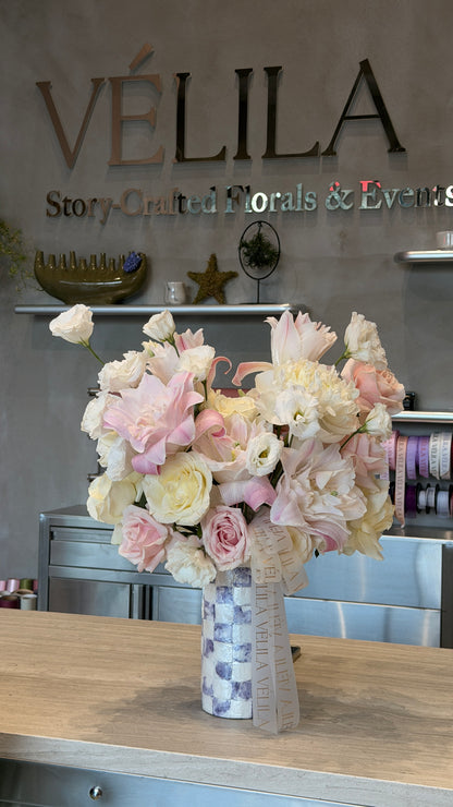 Velila-Pearl Dream Ceramic Arrangement
