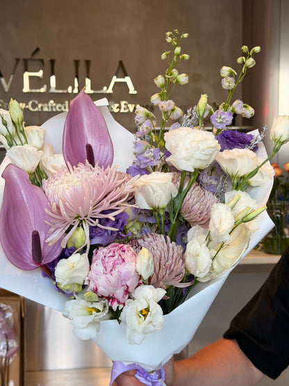 Velila-Lila Pearl Premium Bouquet
