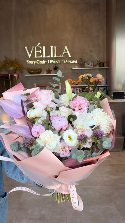 Velila-Orchid Breeze Premium Bouquet