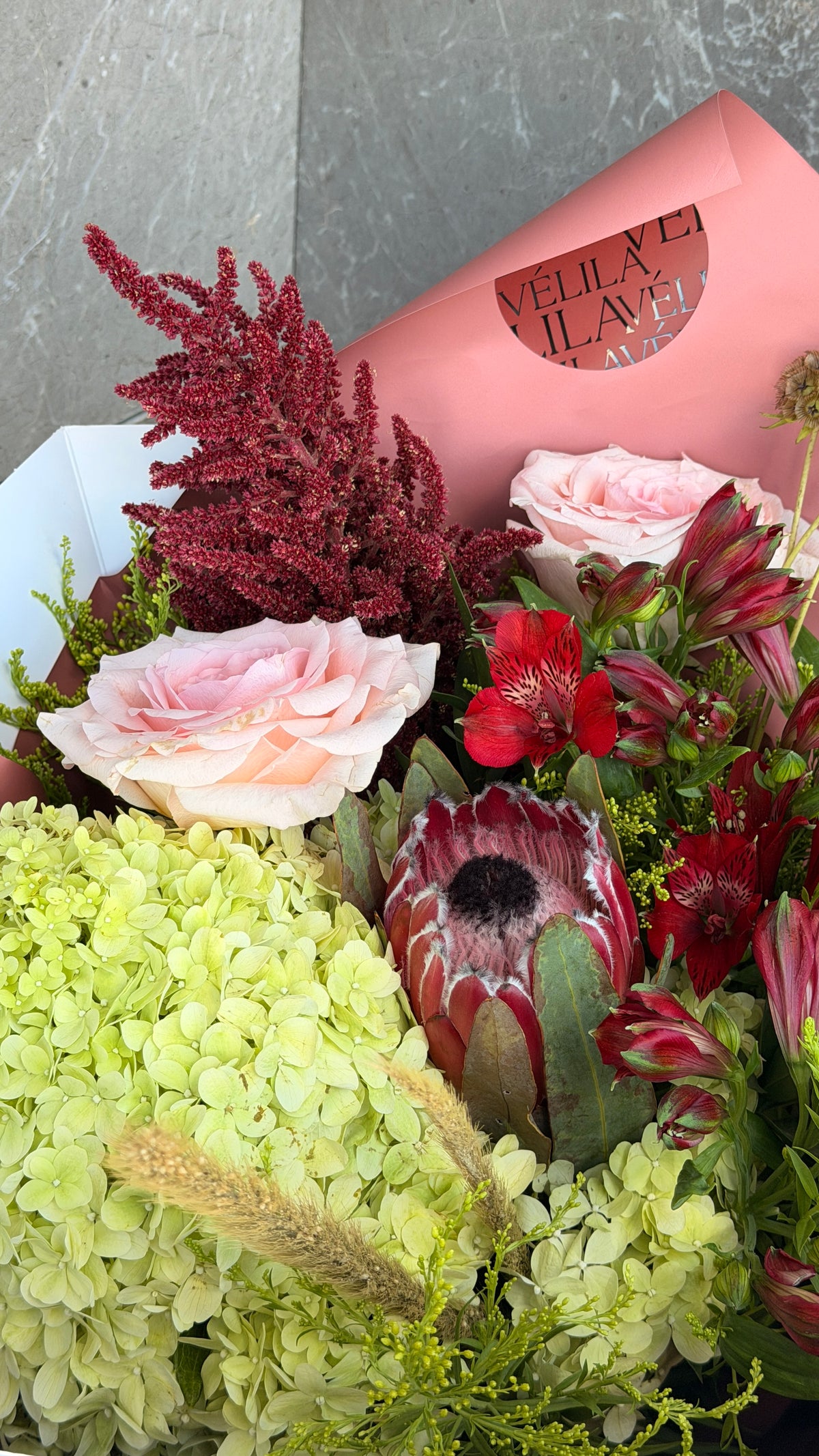 Velila-Rouge Bloom Buketi